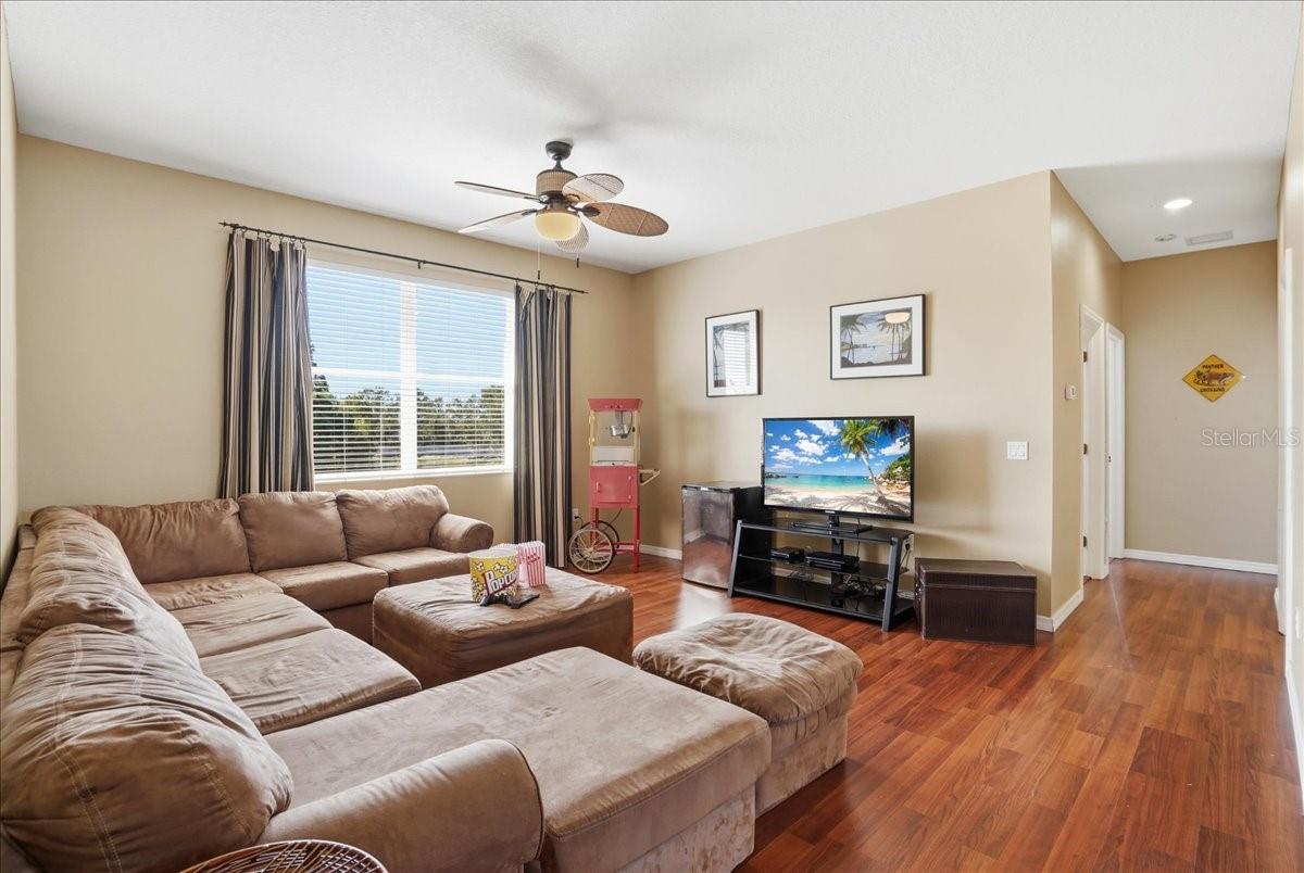 Image 23 of 47 For 5809 Lexington Drive