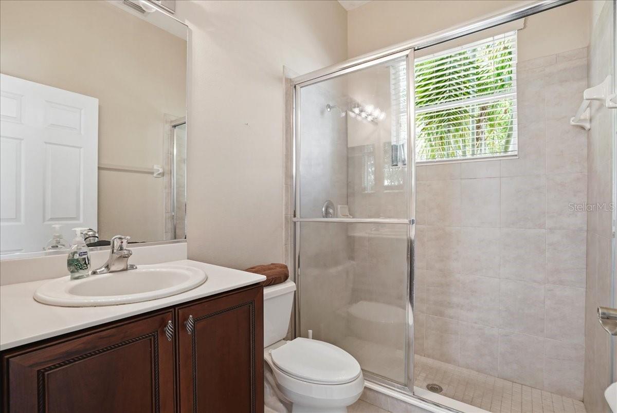 Image 32 of 47 For 5809 Lexington Drive