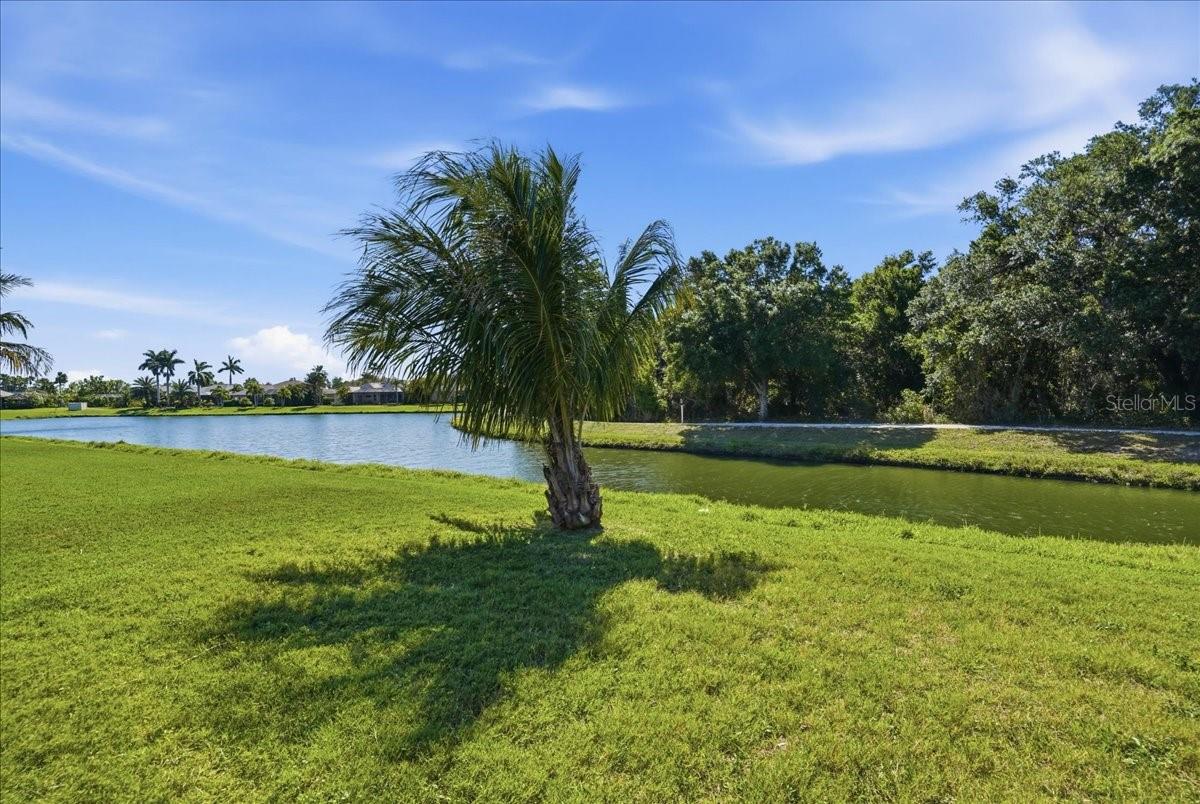 Image 38 of 47 For 5809 Lexington Drive