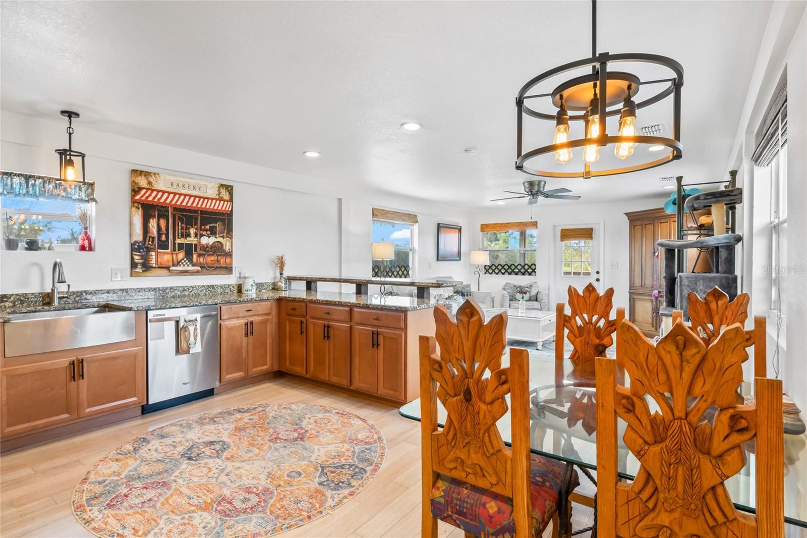 Image 32 of 43 For 6050 Stringfellow Road