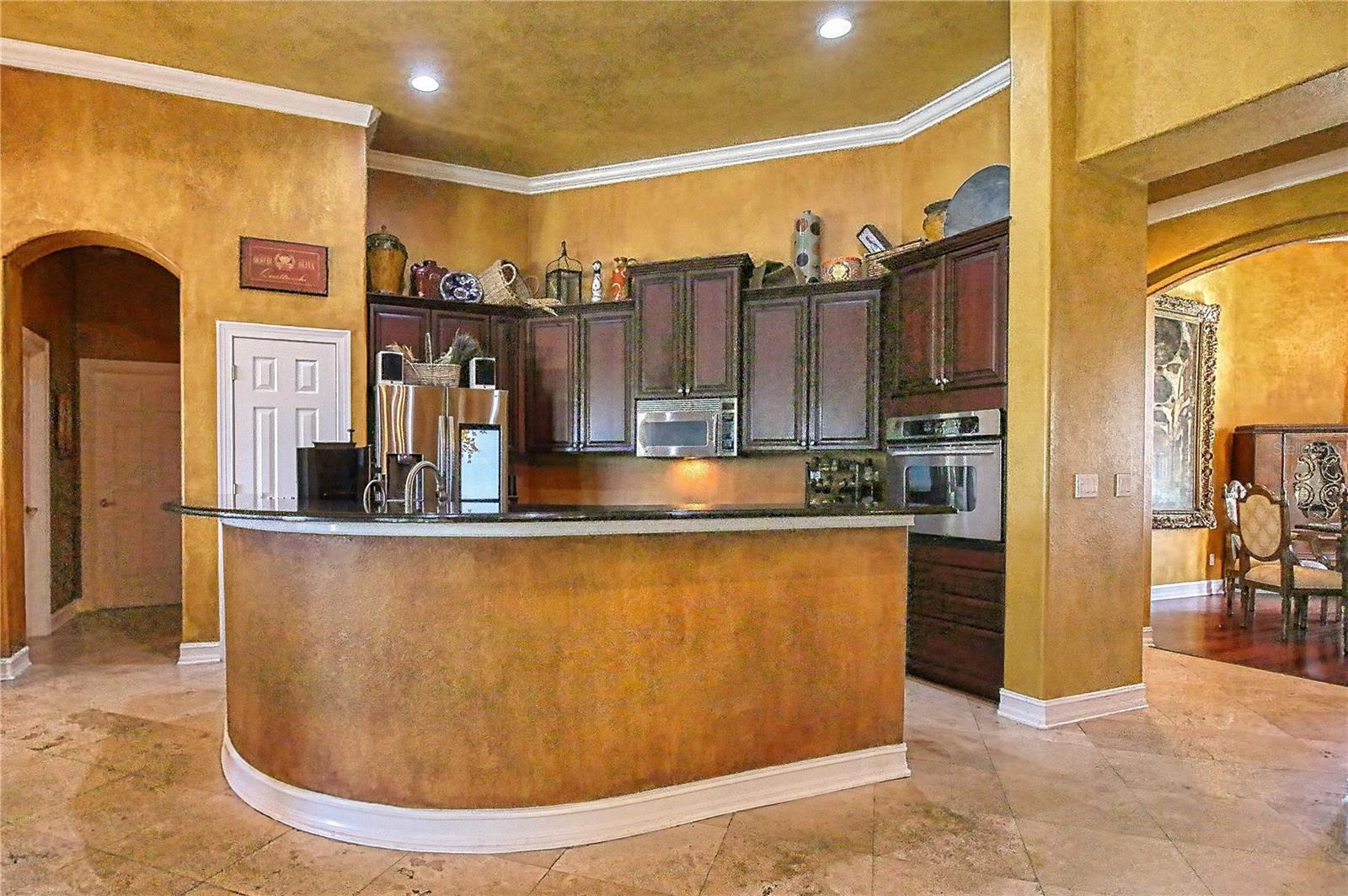 Image 14 of 78 For 110 Portofino Drive