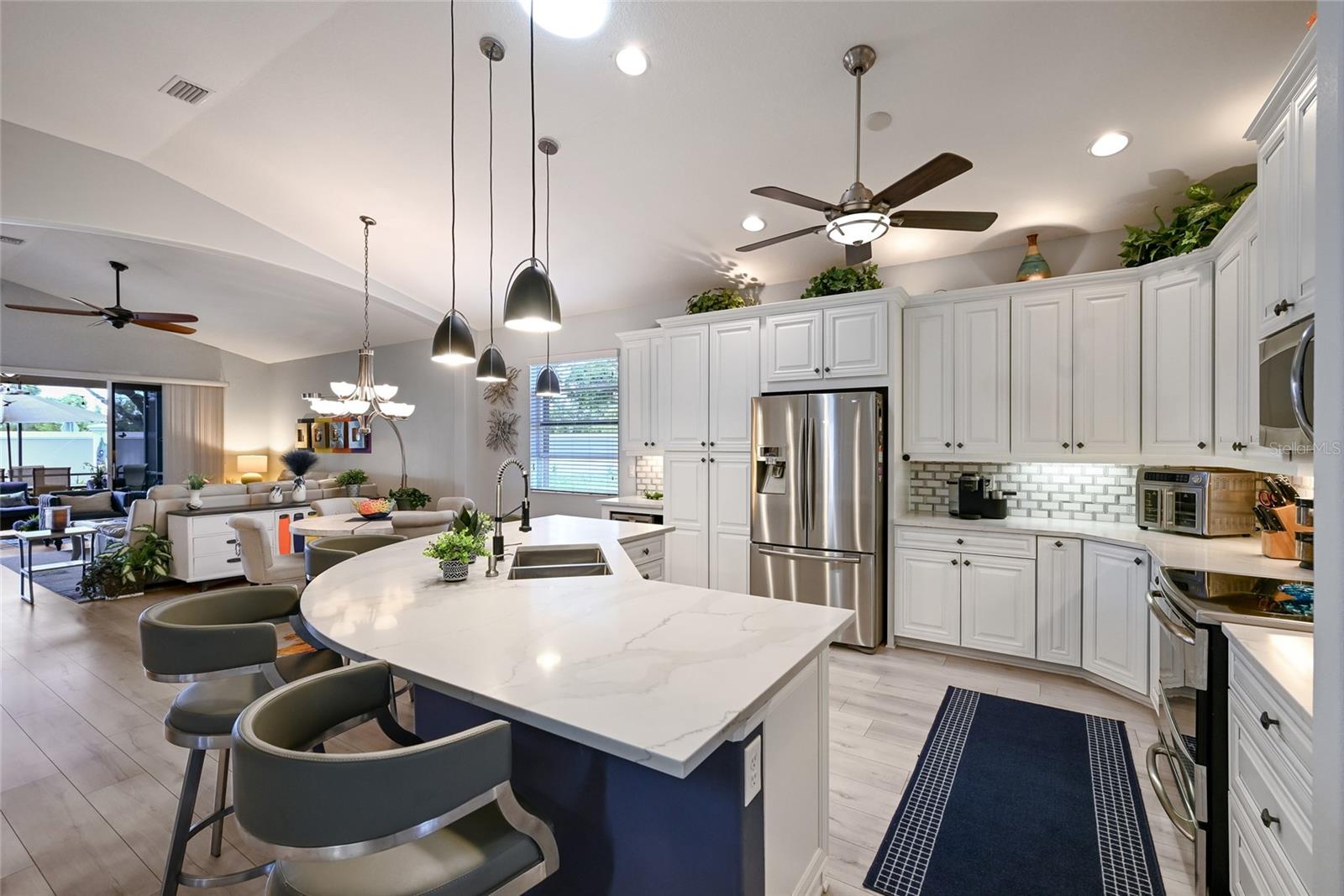 Image 15 of 73 For 6702 41st Street Circle E