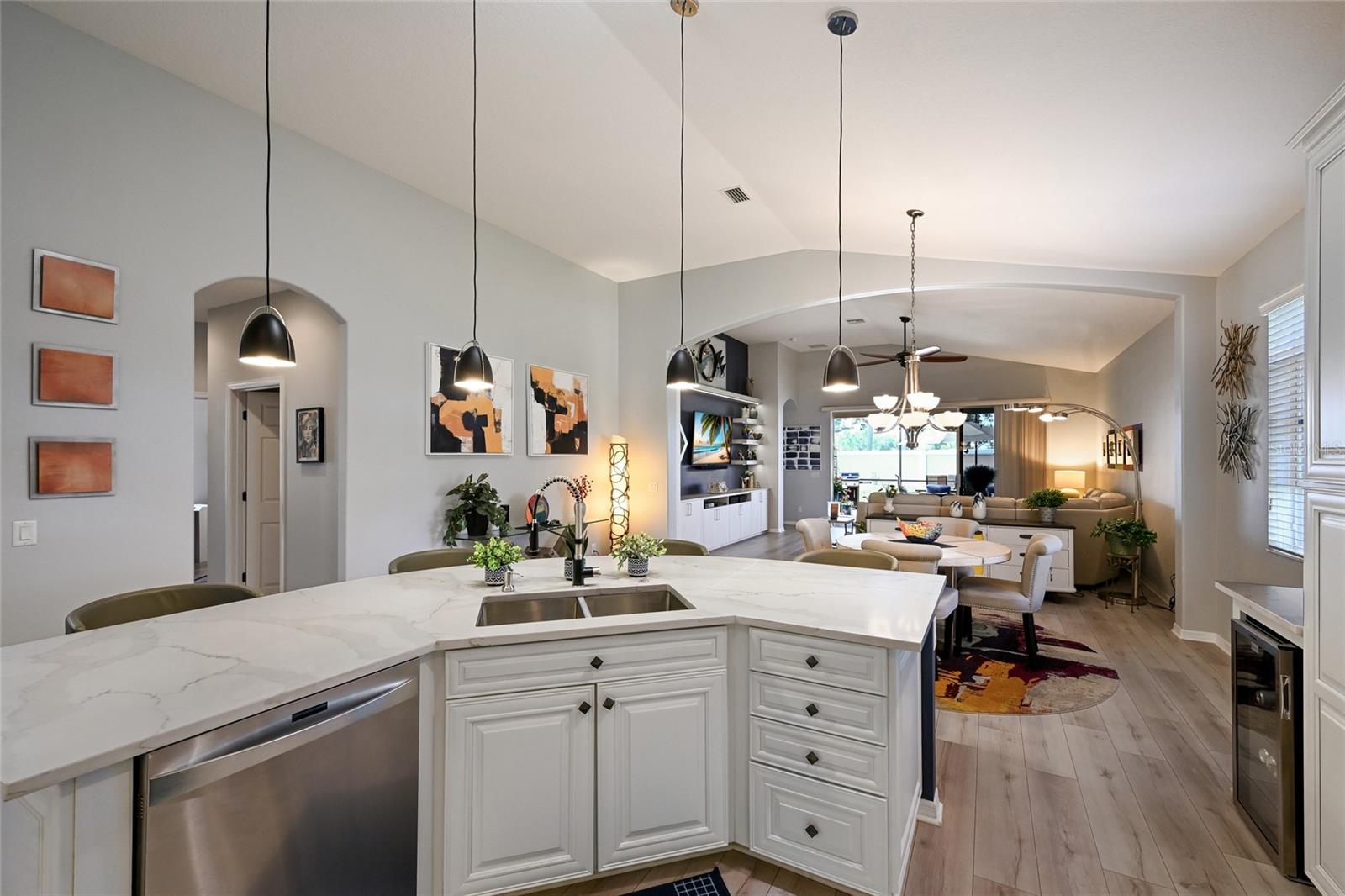 Image 19 of 73 For 6702 41st Street Circle E