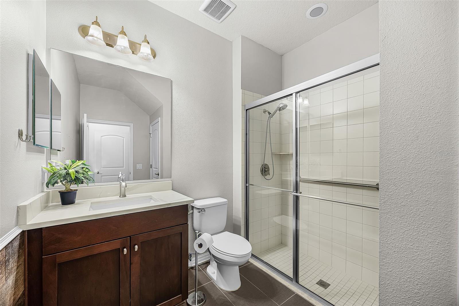 Image 16 of 33 For 835 129th Street Ne