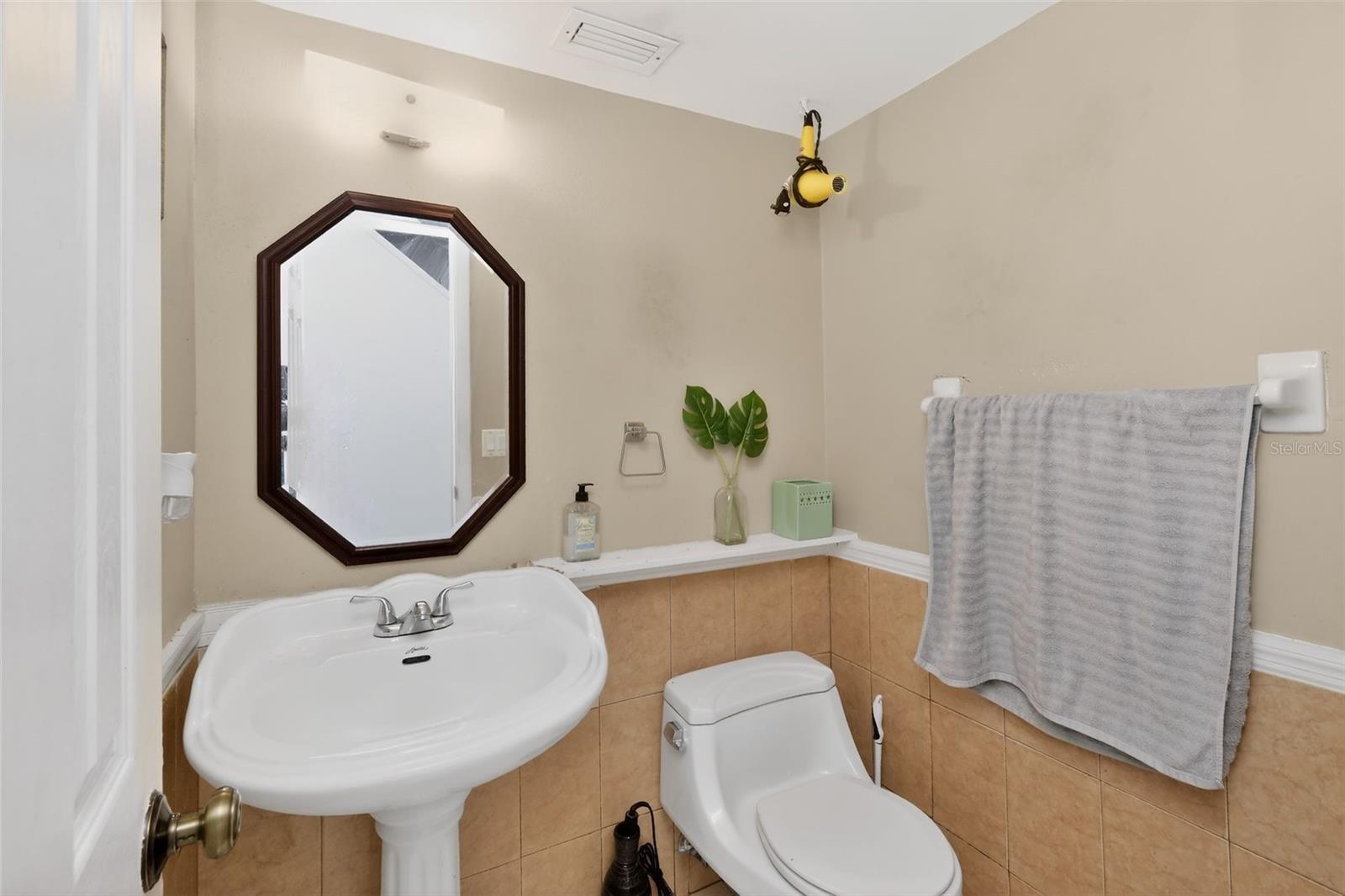 Image 17 of 30 For 7614 Palmbrook Drive