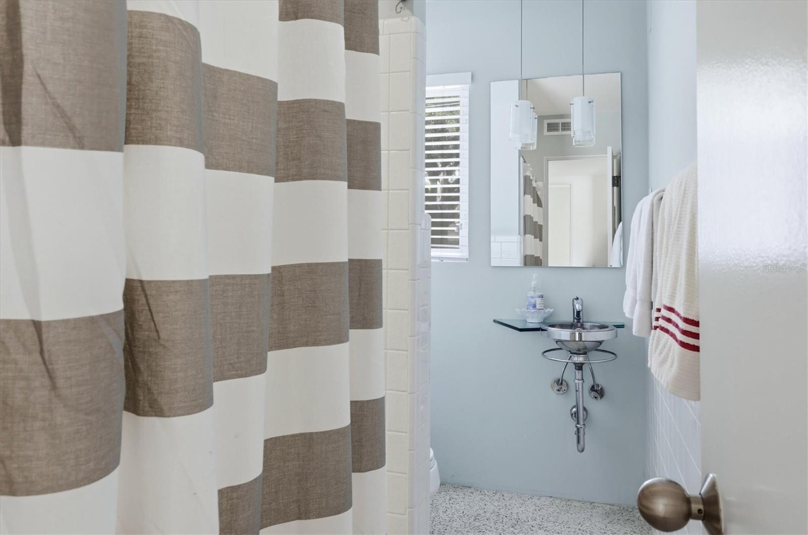 Image 17 of 26 For 2940 Bougainvillea Street