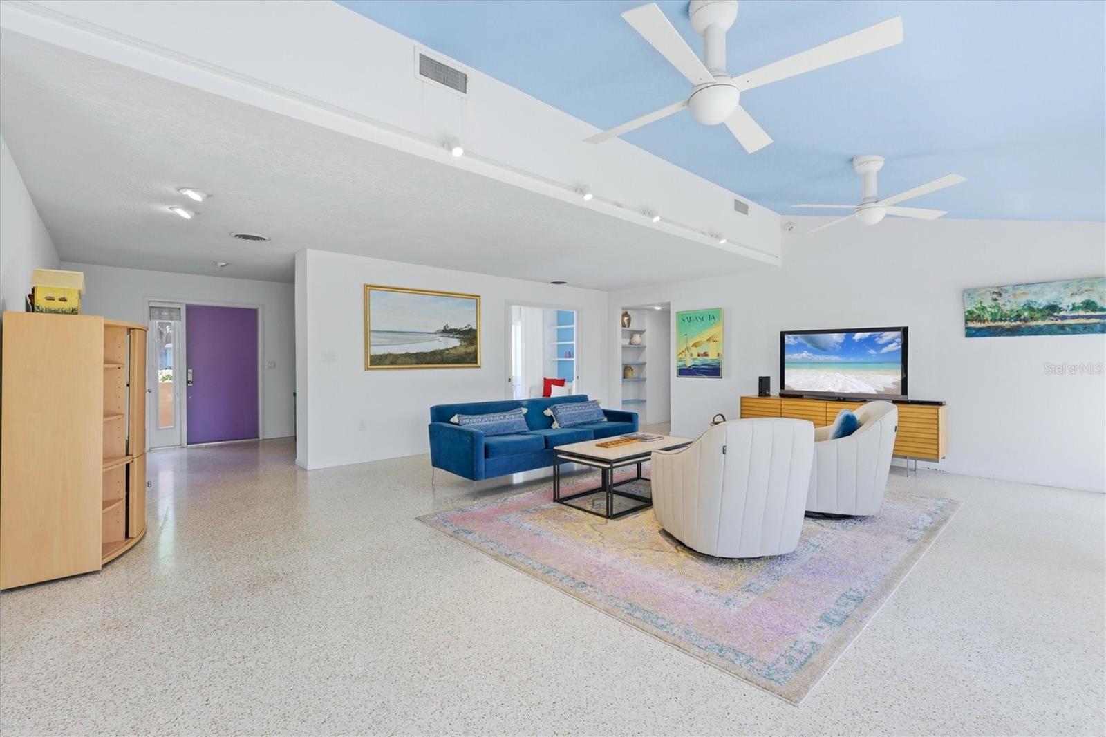 Image 4 of 26 For 2940 Bougainvillea Street