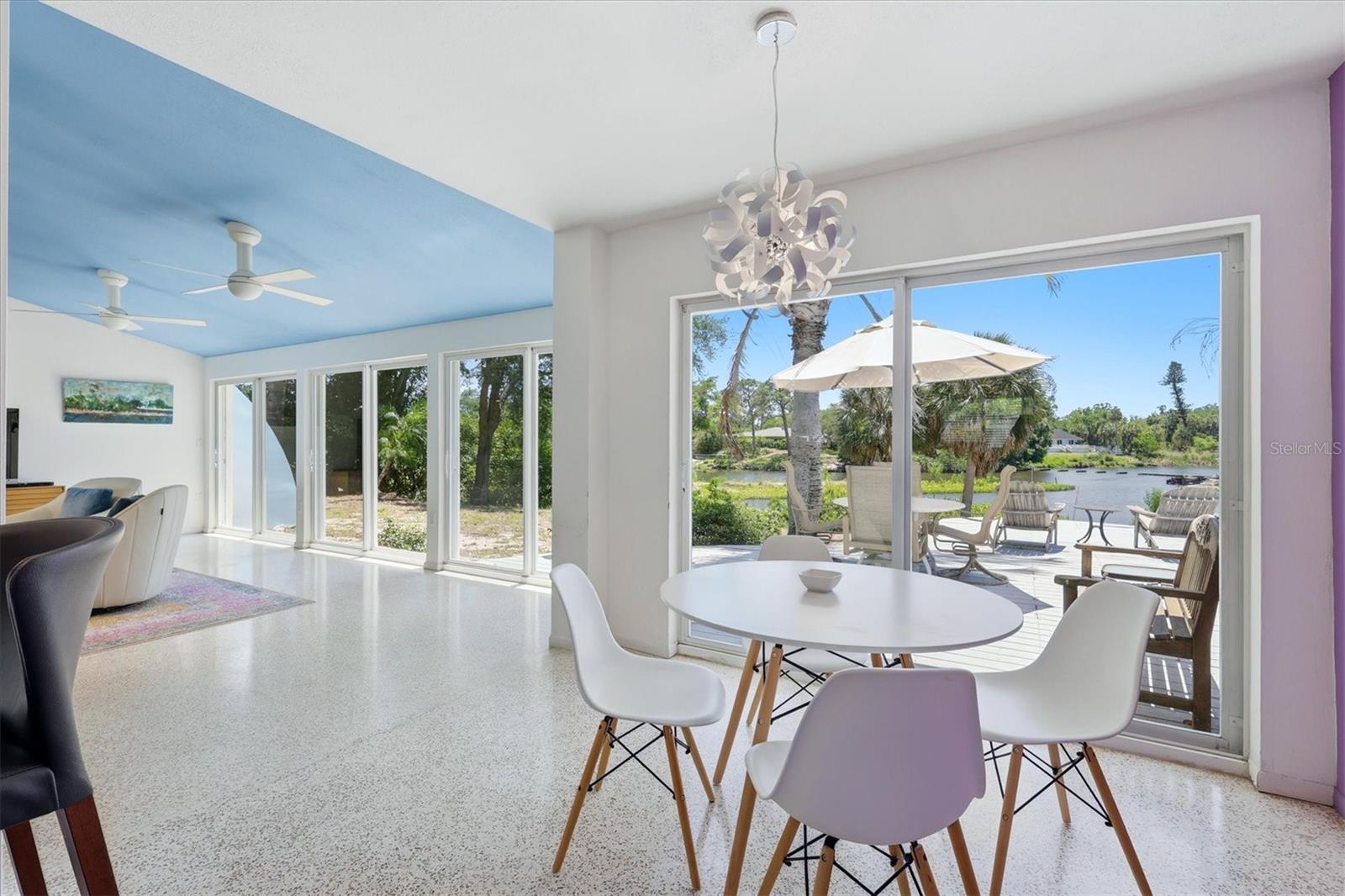 Image 8 of 26 For 2940 Bougainvillea Street