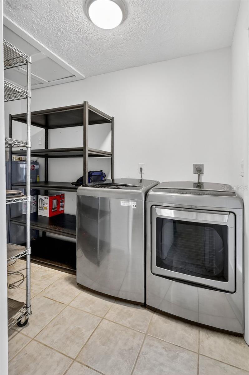 Image 25 of 75 For 1884 Southpointe Drive