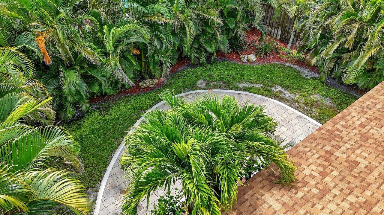 Image 74 of 75 For 1884 Southpointe Drive