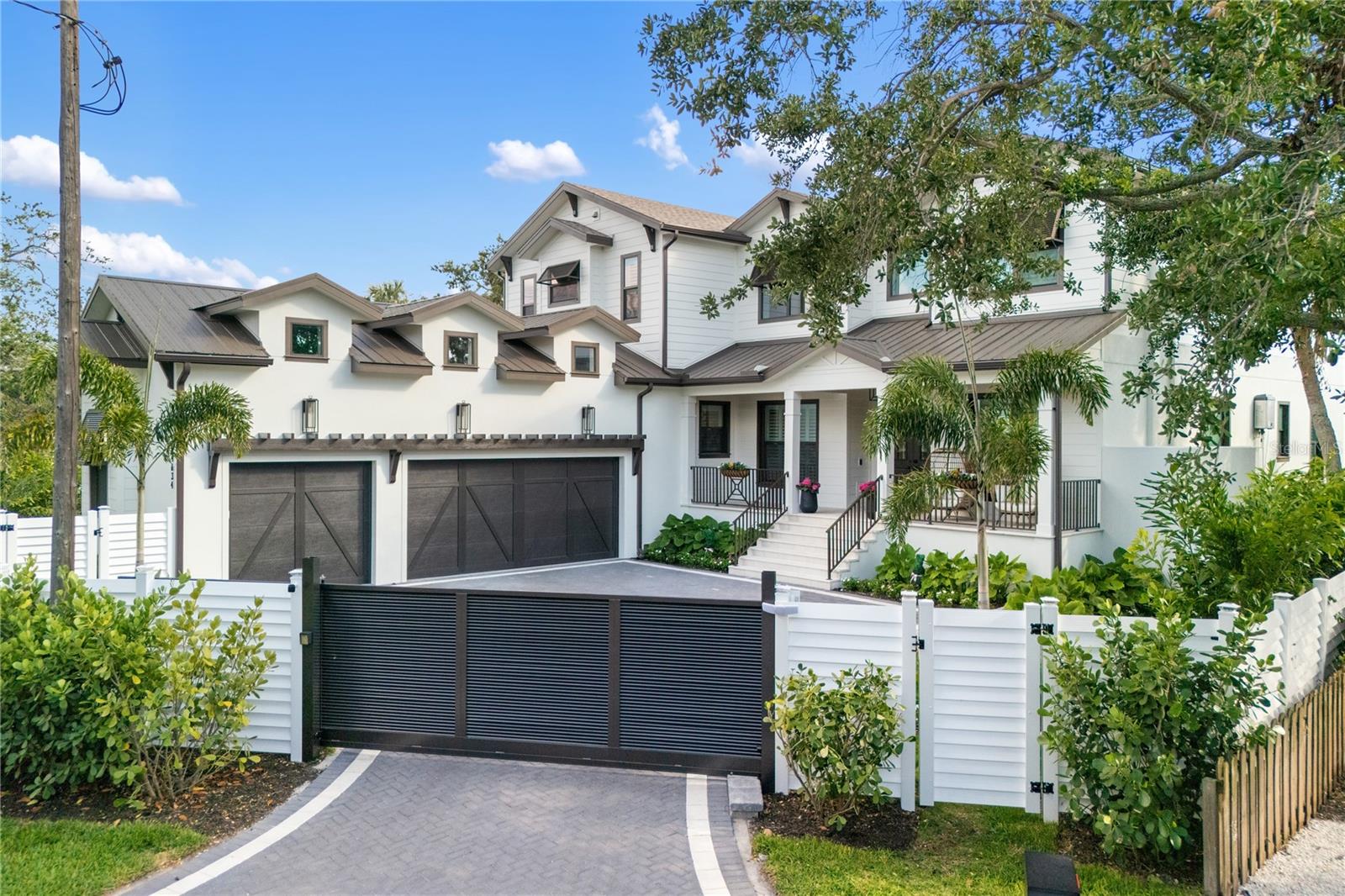 Image 21 of 93 For 4634 Higel Avenue