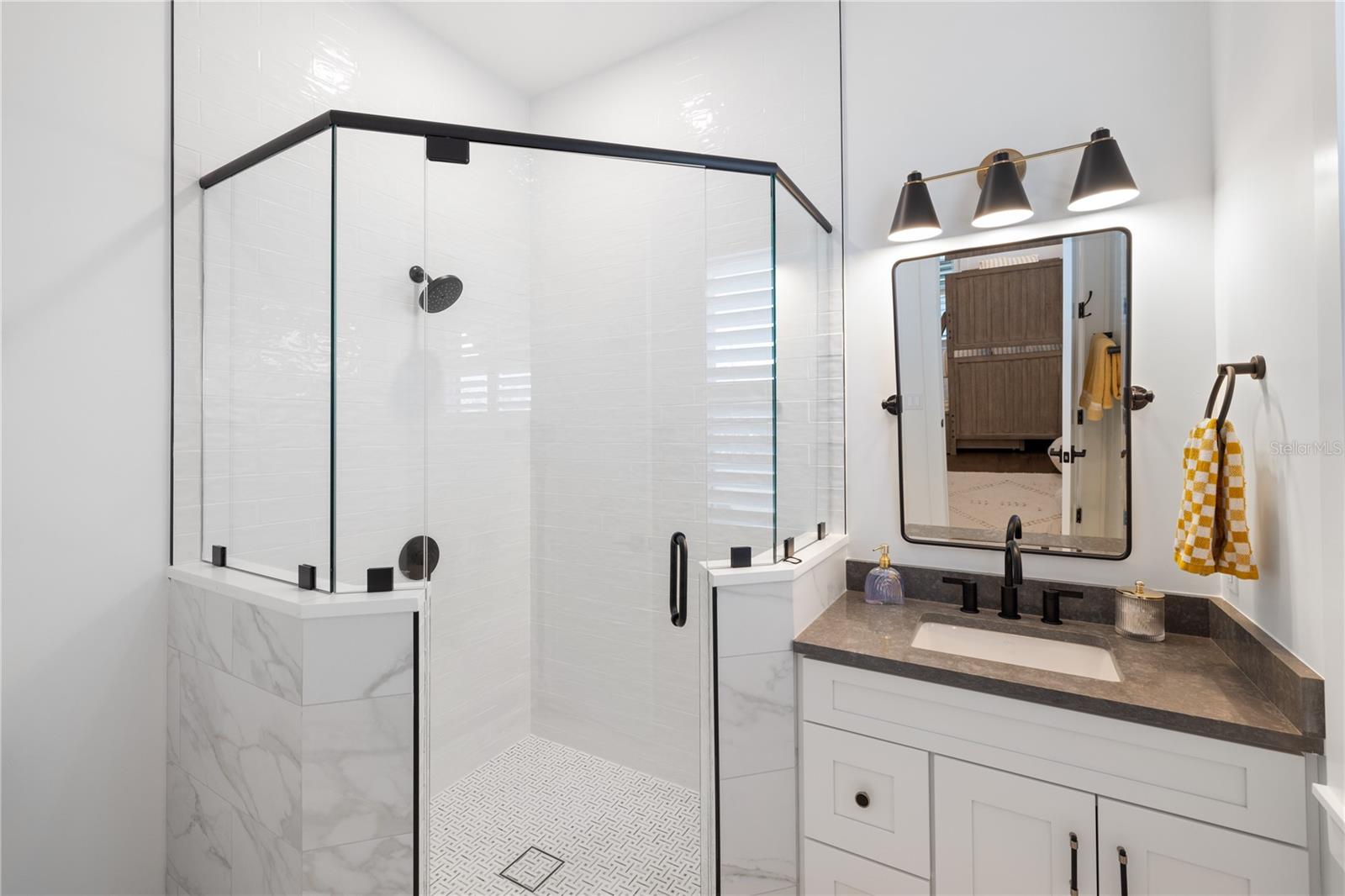 Image 65 of 93 For 4634 Higel Avenue