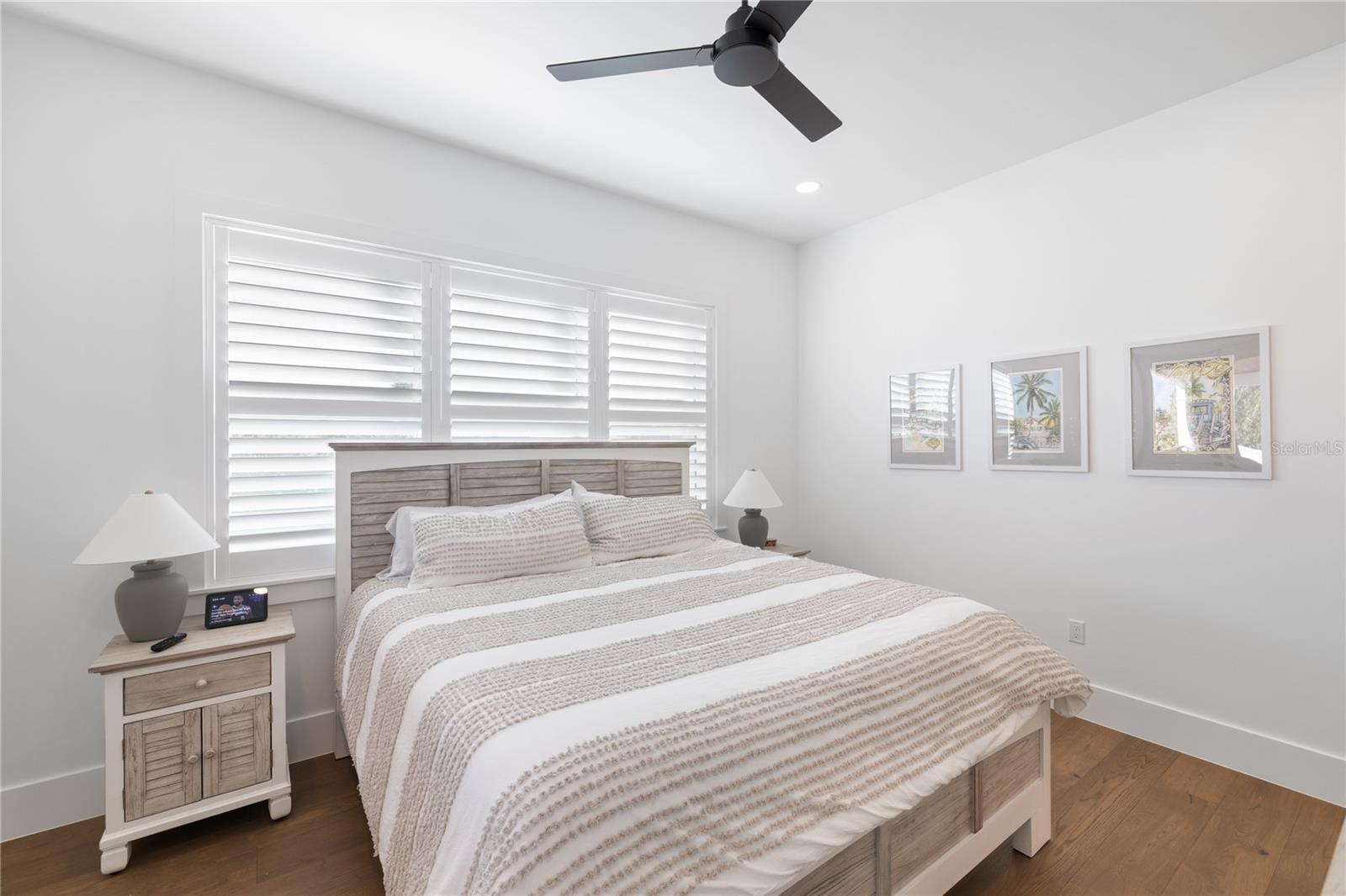 Image 69 of 93 For 4634 Higel Avenue