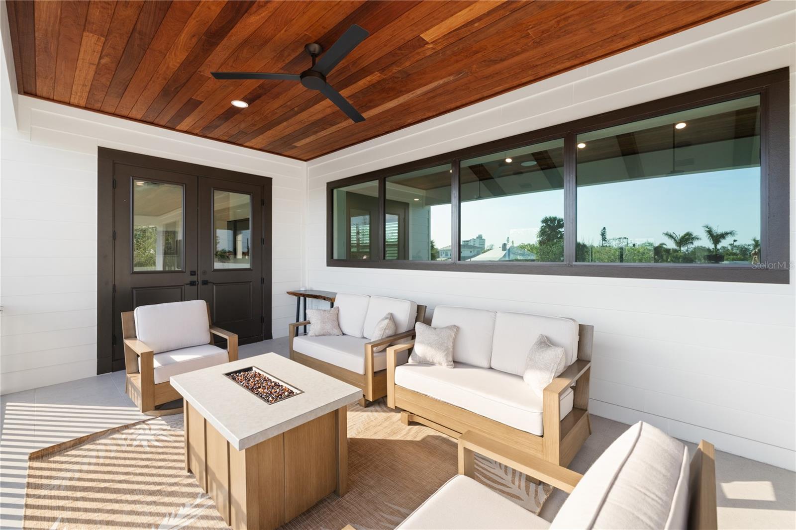 Image 74 of 93 For 4634 Higel Avenue