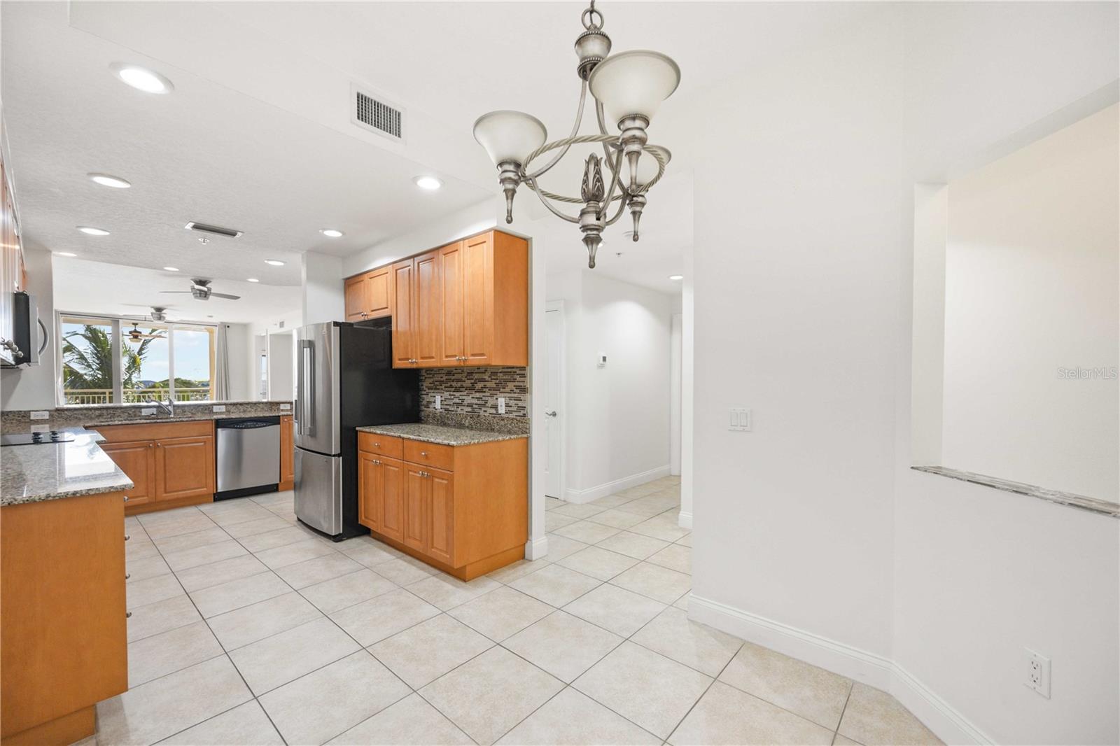 Image 15 of 36 For 606 Riviera Dunes Way 302