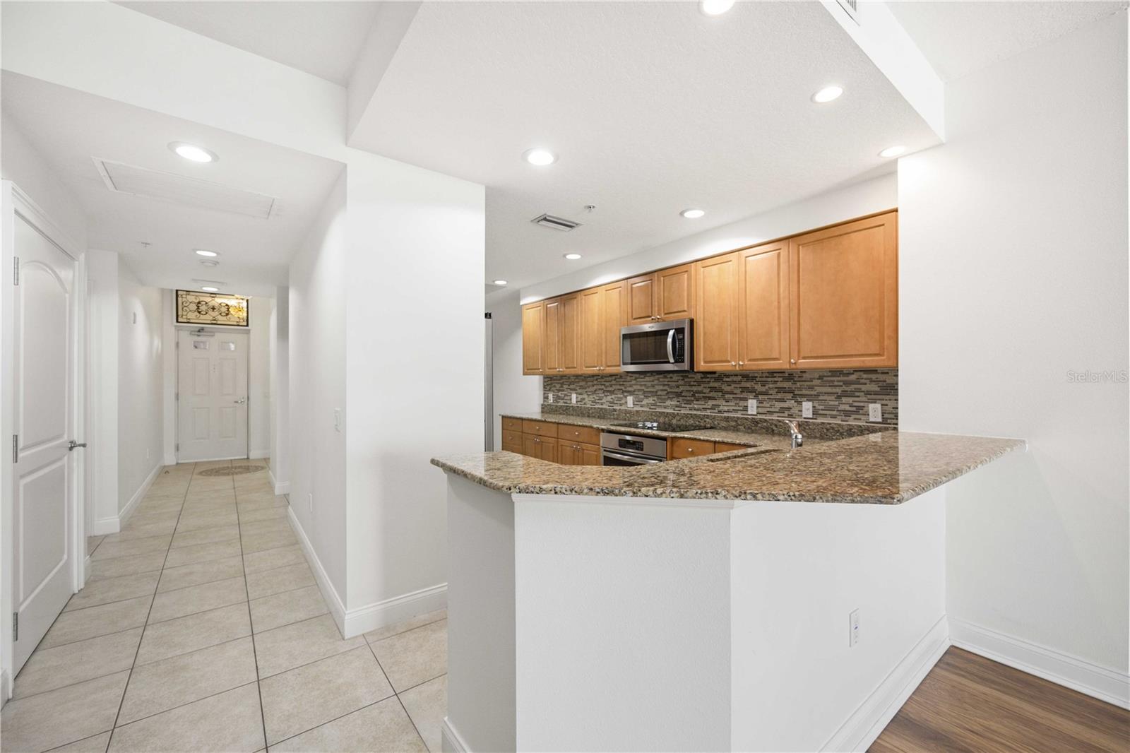 Image 7 of 36 For 606 Riviera Dunes Way 302