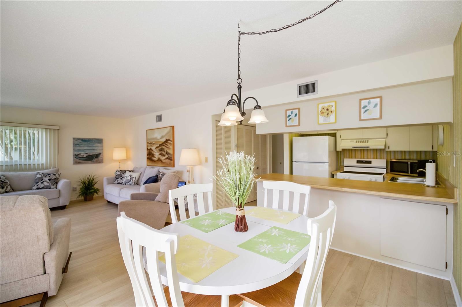 Image 11 of 34 For 5476 Swift Road 19