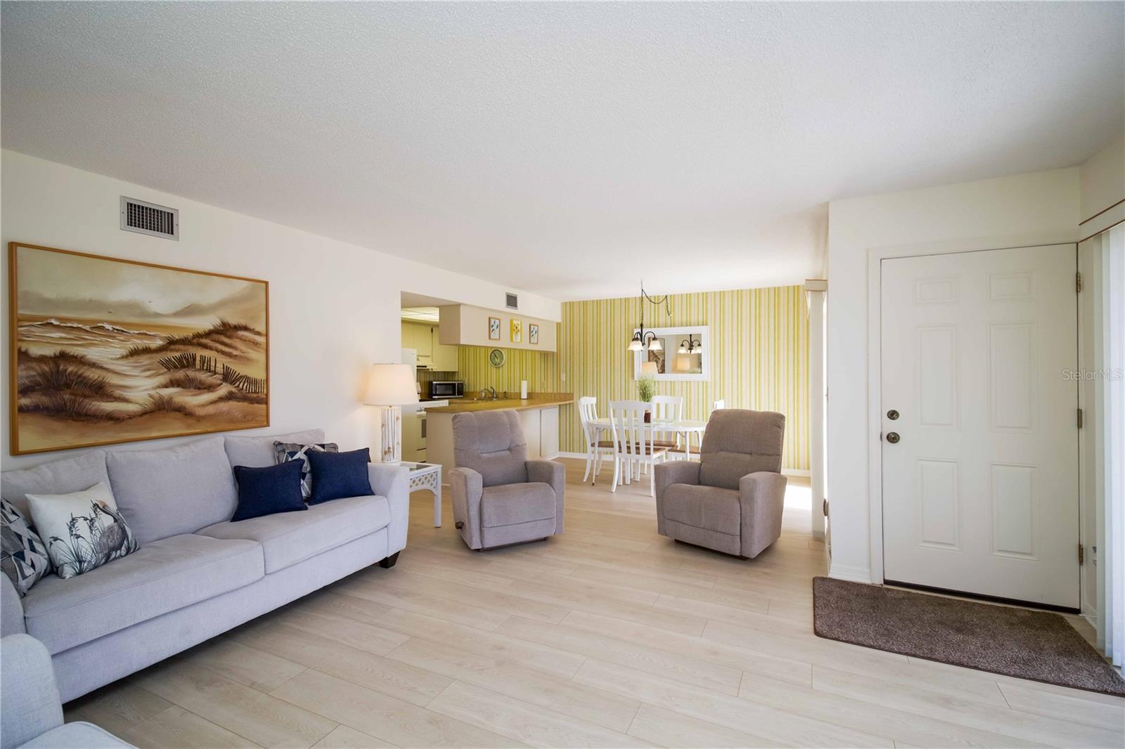 Image 6 of 34 For 5476 Swift Road 19