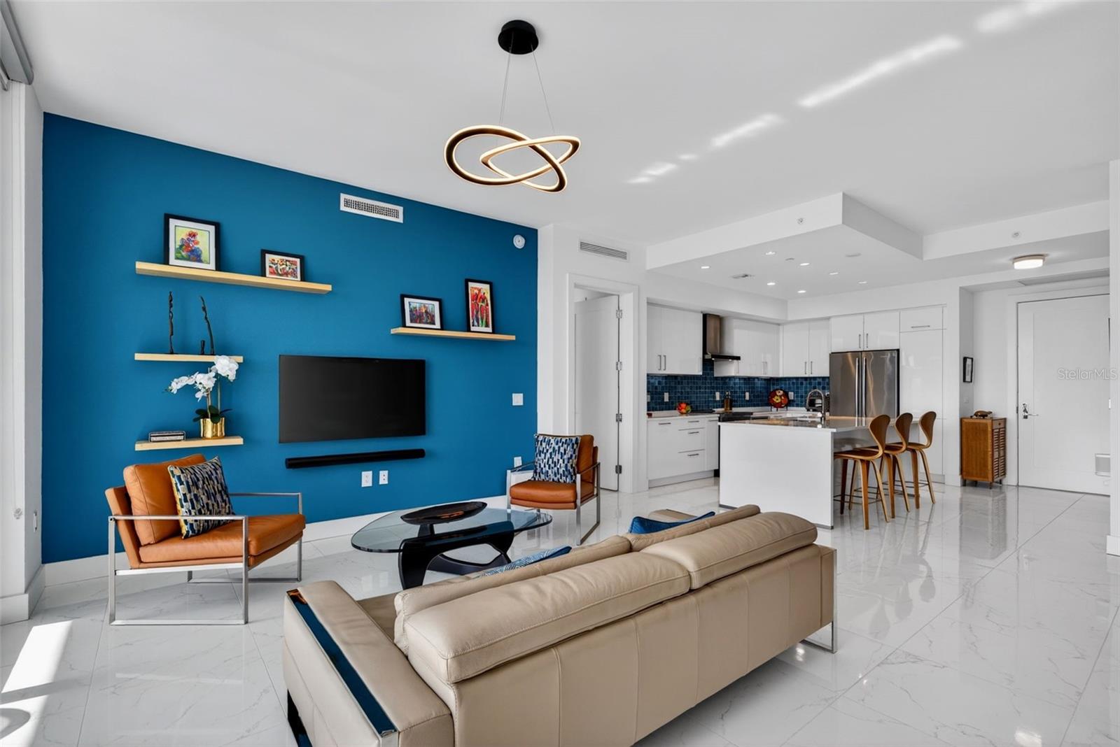 Image 11 of 46 For 111 Pineapple Avenue 904