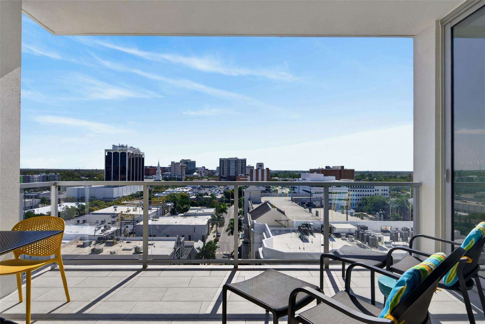 Image 14 of 46 For 111 Pineapple Avenue 904