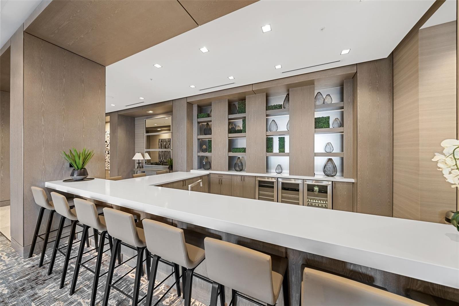 Image 38 of 46 For 111 Pineapple Avenue 904