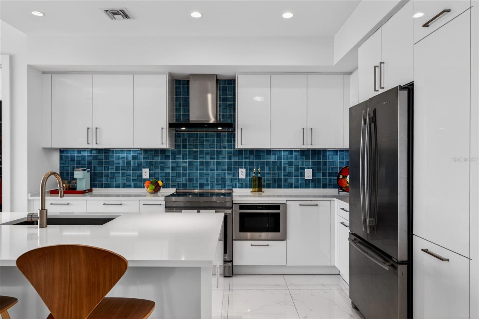 Image 5 of 46 For 111 Pineapple Avenue 904