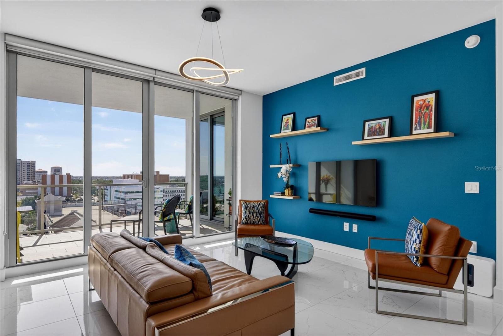 Image 9 of 46 For 111 Pineapple Avenue 904