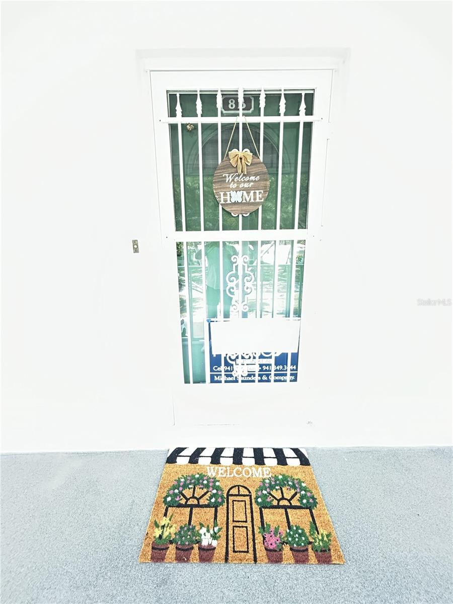 Image 2 of 16 For 3900 Roxane Boulevard 8b