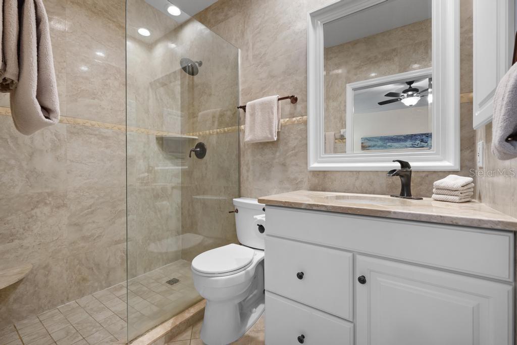 Image 28 of 53 For 6005 Gulf Drive 219