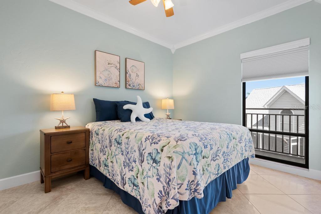 Image 29 of 53 For 6005 Gulf Drive 219