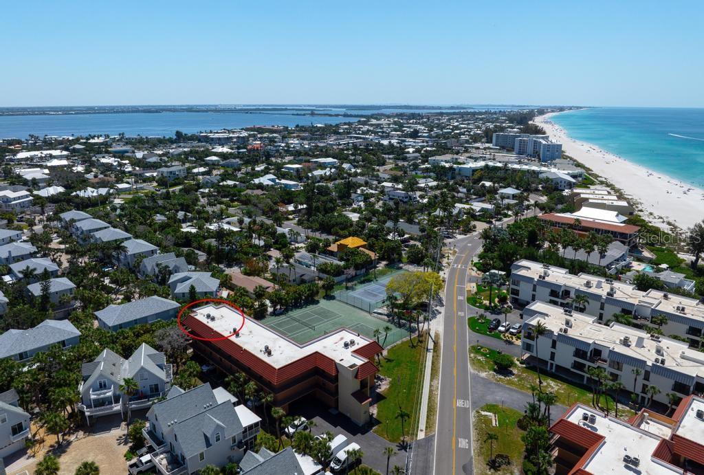 Image 39 of 53 For 6005 Gulf Drive 219