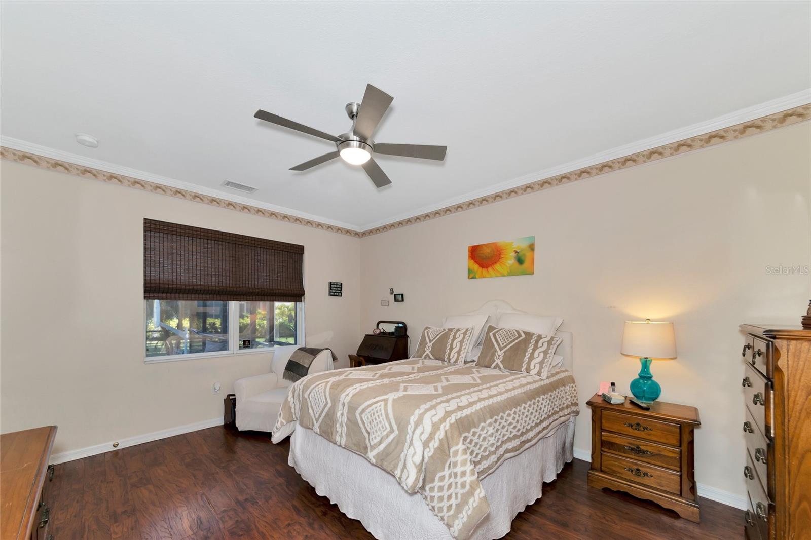 Image 26 of 81 For 163 Bridgewater Court