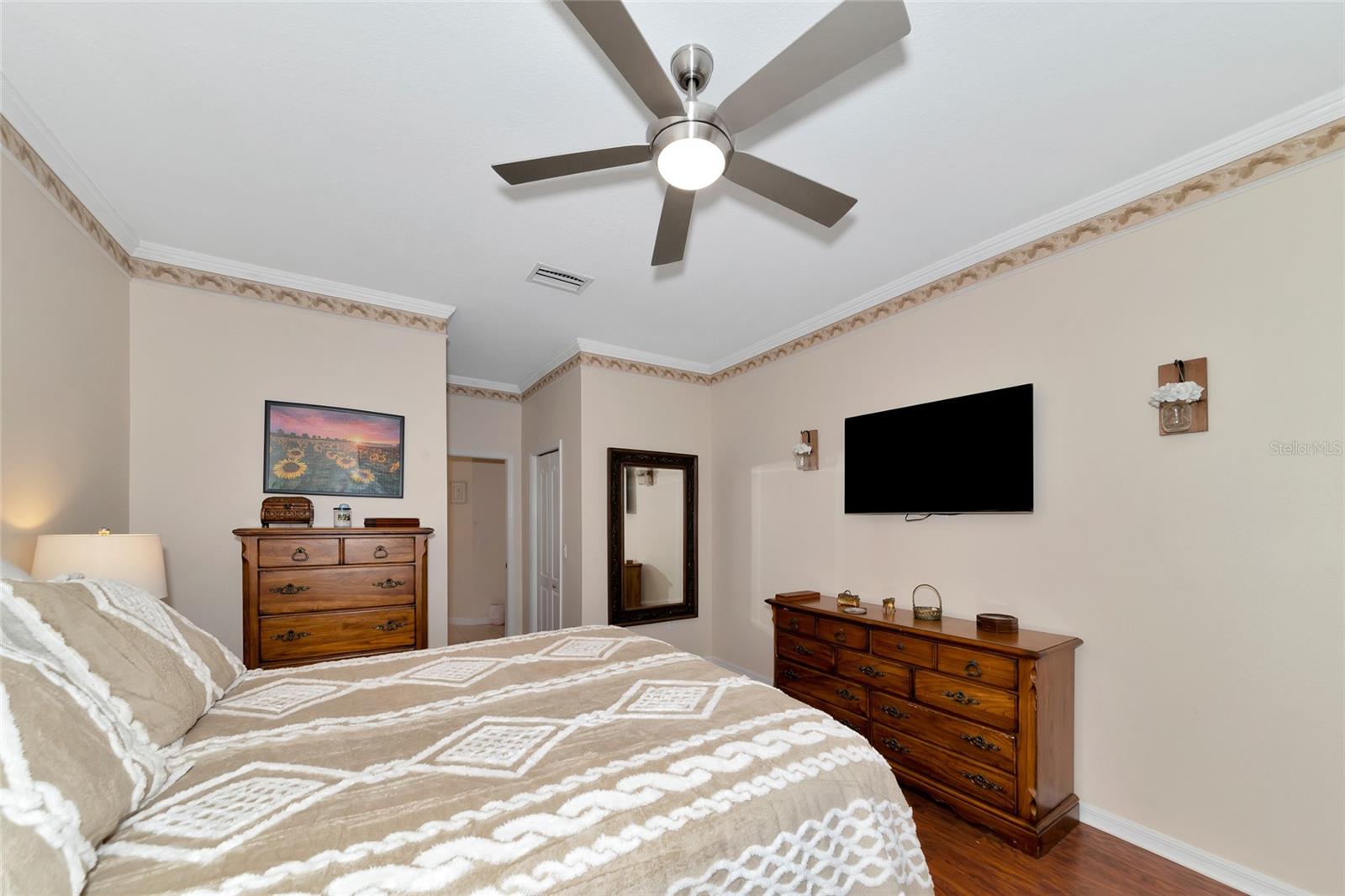 Image 27 of 81 For 163 Bridgewater Court