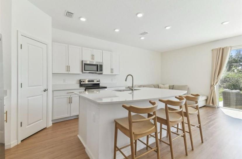 Image 2 of 20 For 11617 Glenside Terrace