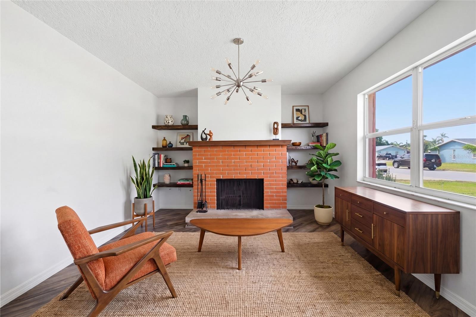 Image 19 of 55 For 4701 Atlantic Avenue