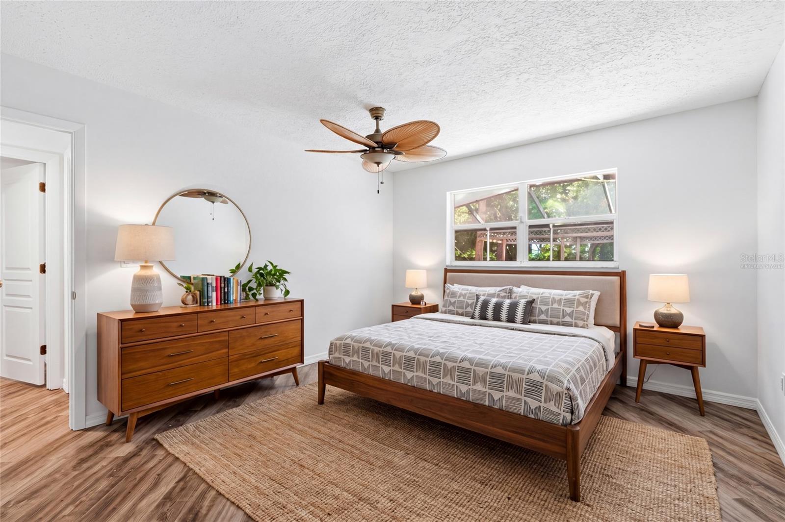 Image 22 of 55 For 4701 Atlantic Avenue