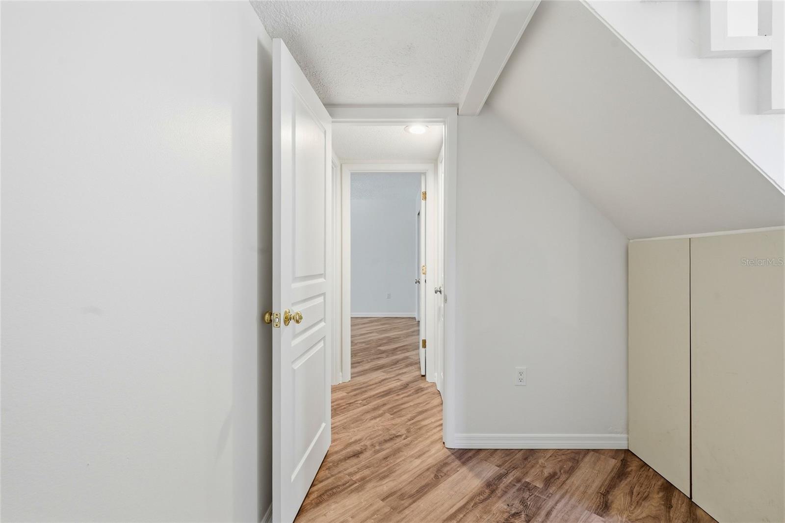 Image 27 of 55 For 4701 Atlantic Avenue