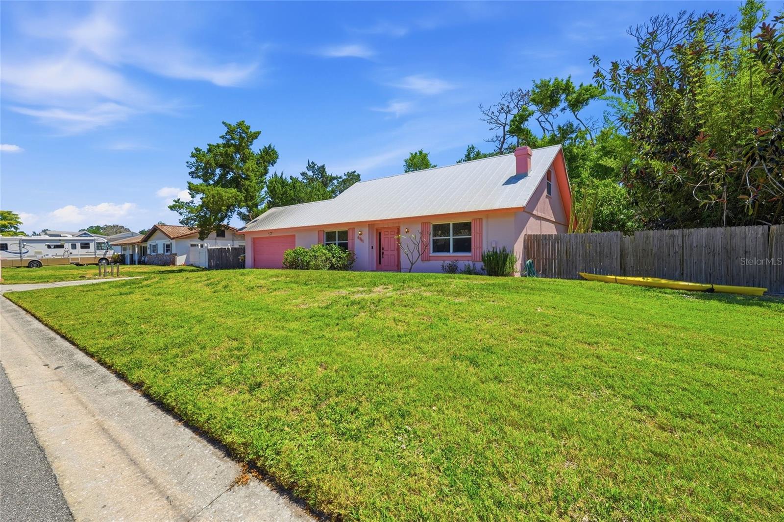 Image 4 of 55 For 4701 Atlantic Avenue