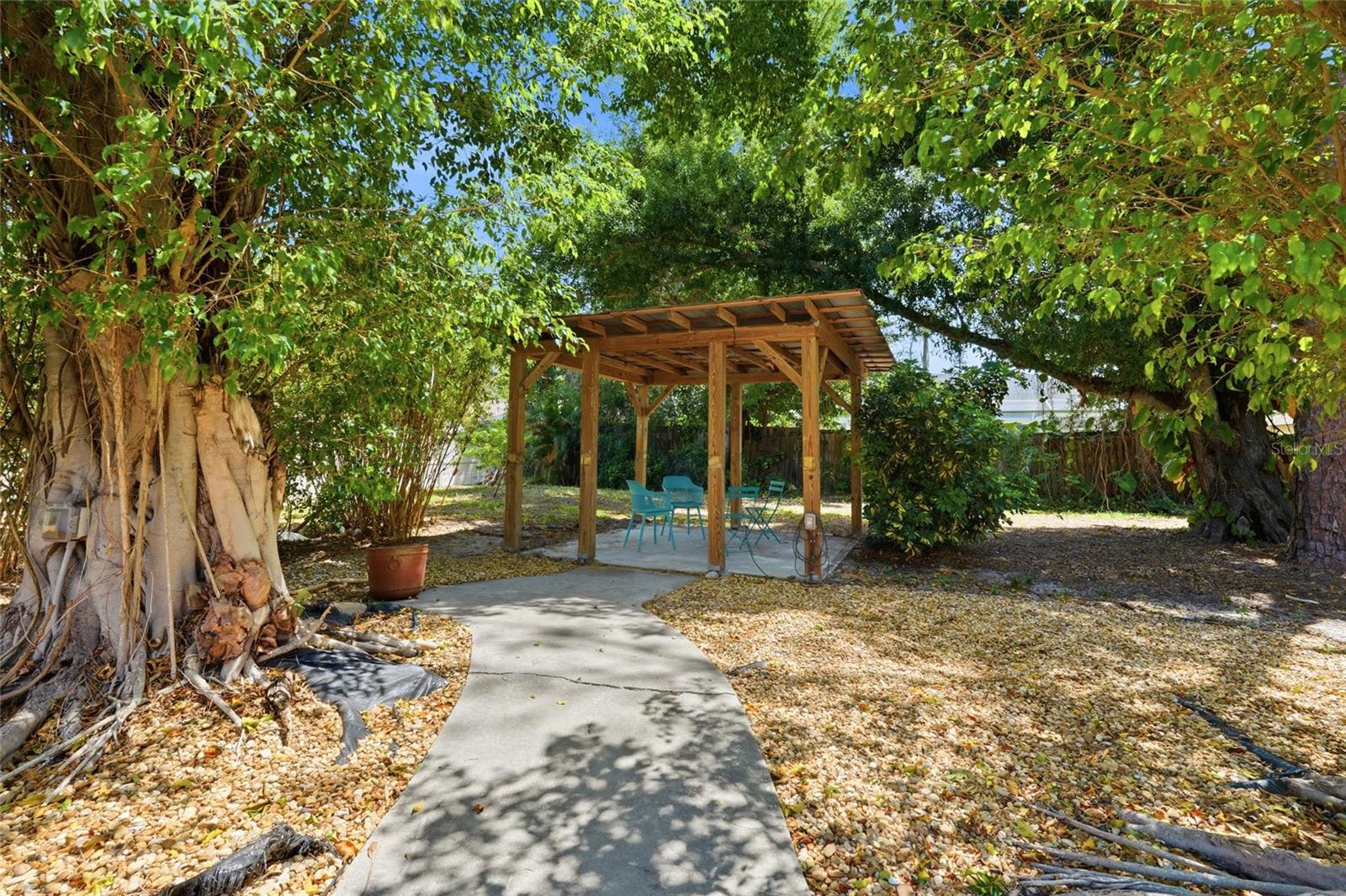 Image 43 of 55 For 4701 Atlantic Avenue