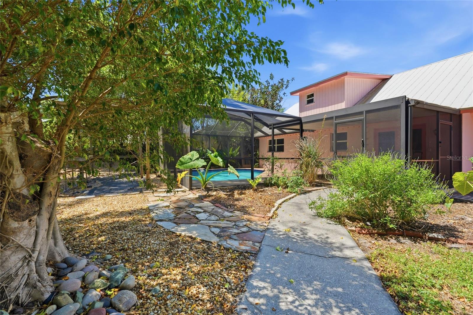 Image 48 of 55 For 4701 Atlantic Avenue