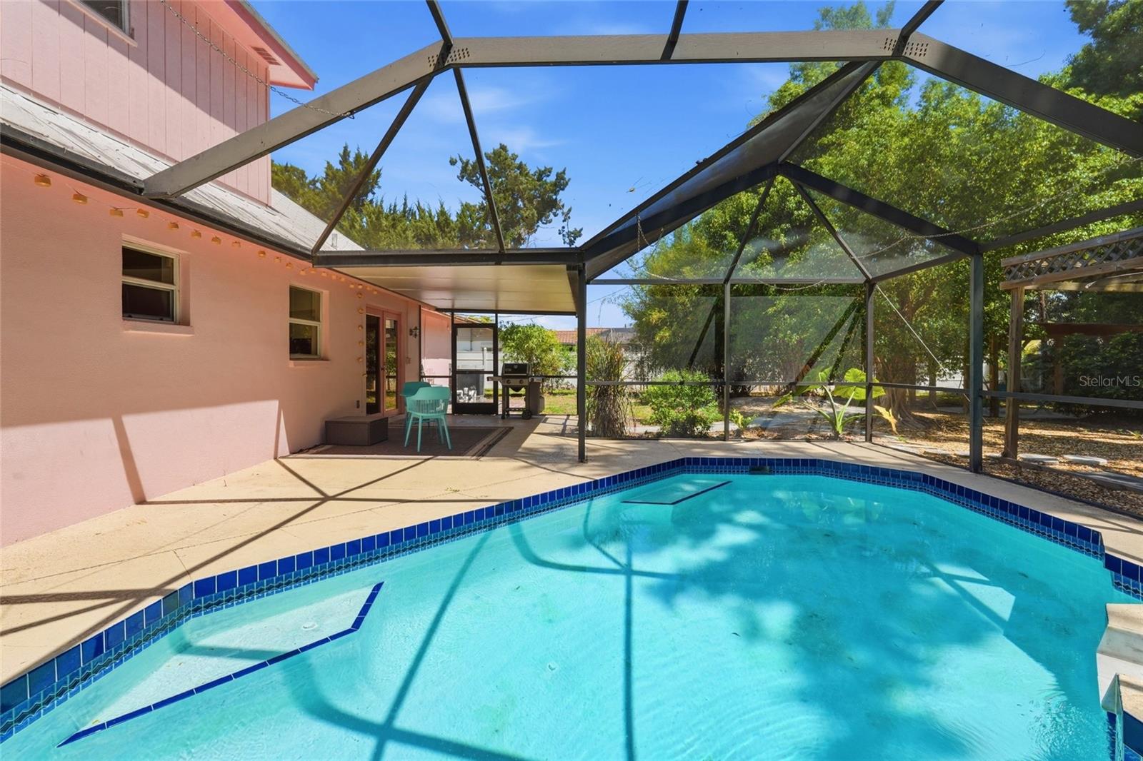 Image 6 of 55 For 4701 Atlantic Avenue