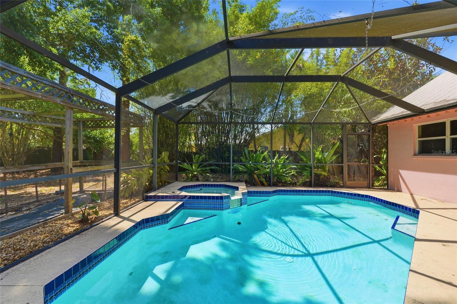 Image 8 of 55 For 4701 Atlantic Avenue