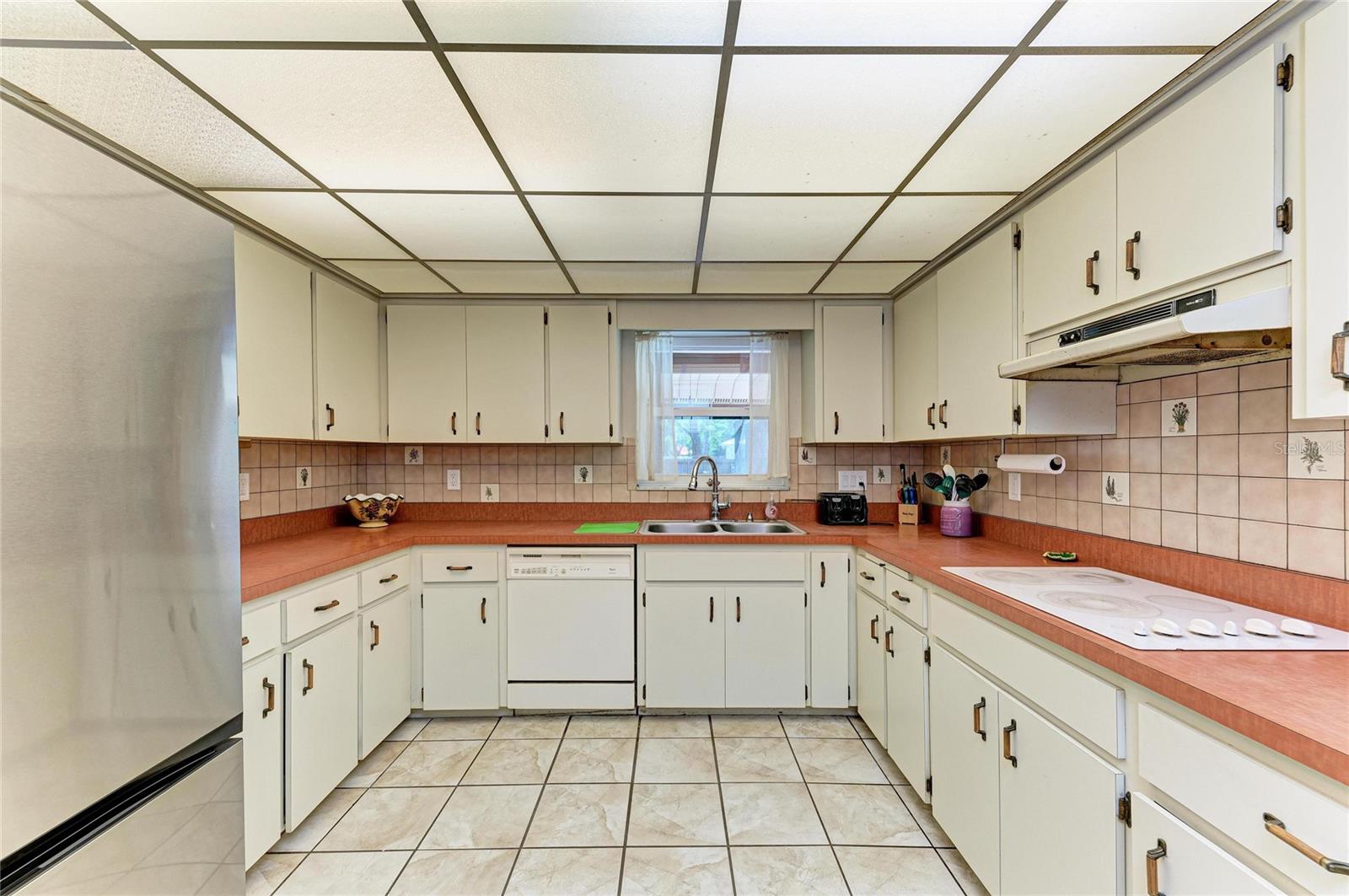 Image 15 of 92 For 4328 Lost Forest Lane