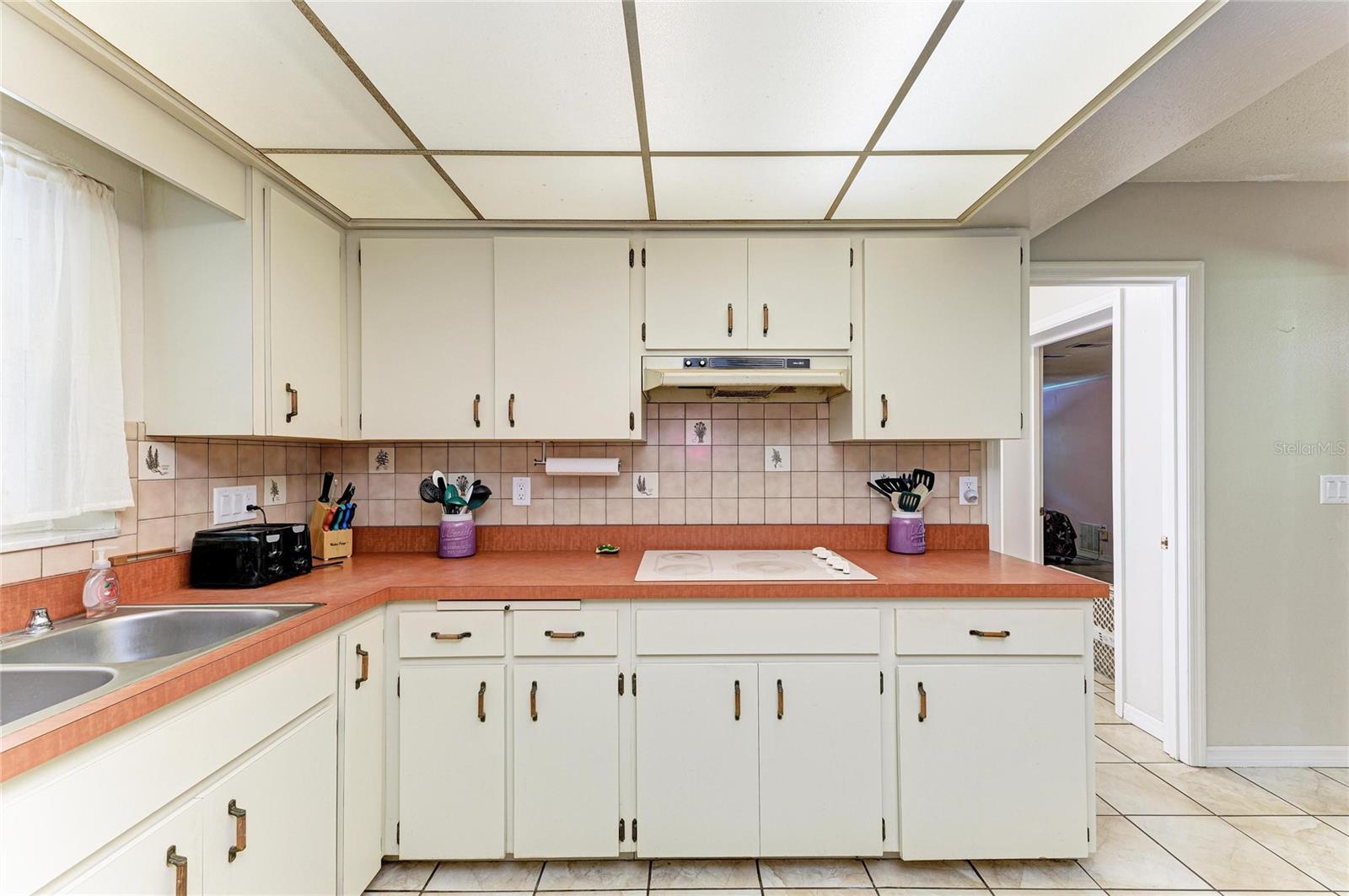 Image 16 of 92 For 4328 Lost Forest Lane