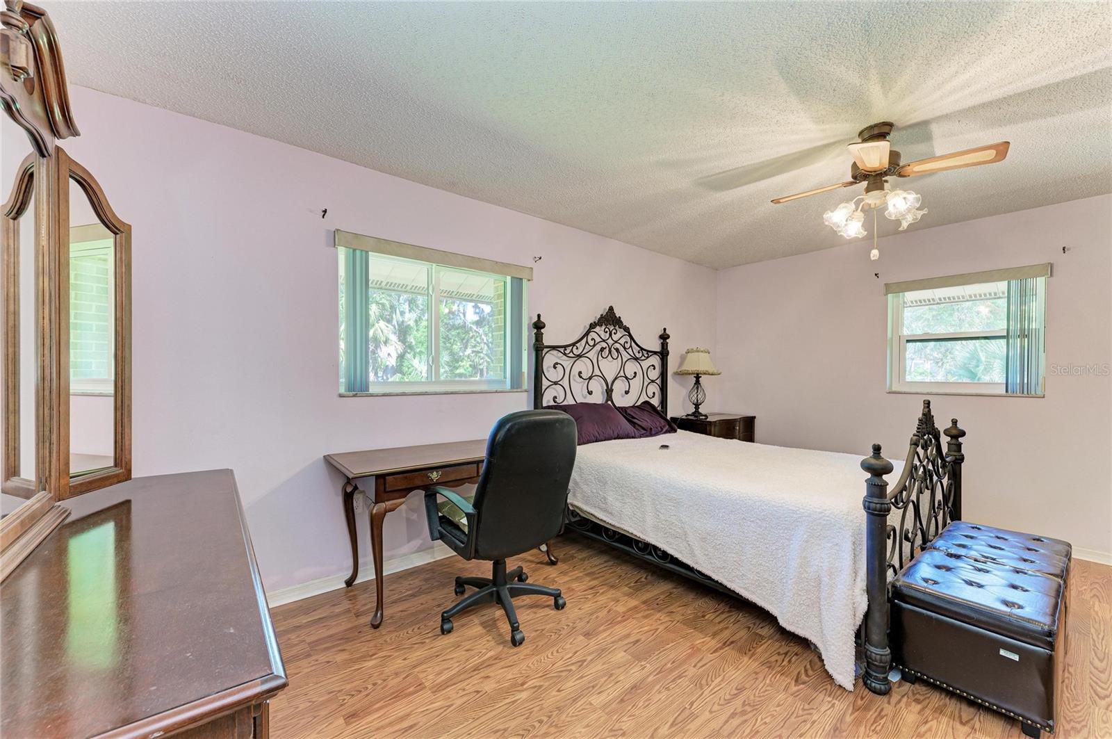 Image 31 of 92 For 4328 Lost Forest Lane