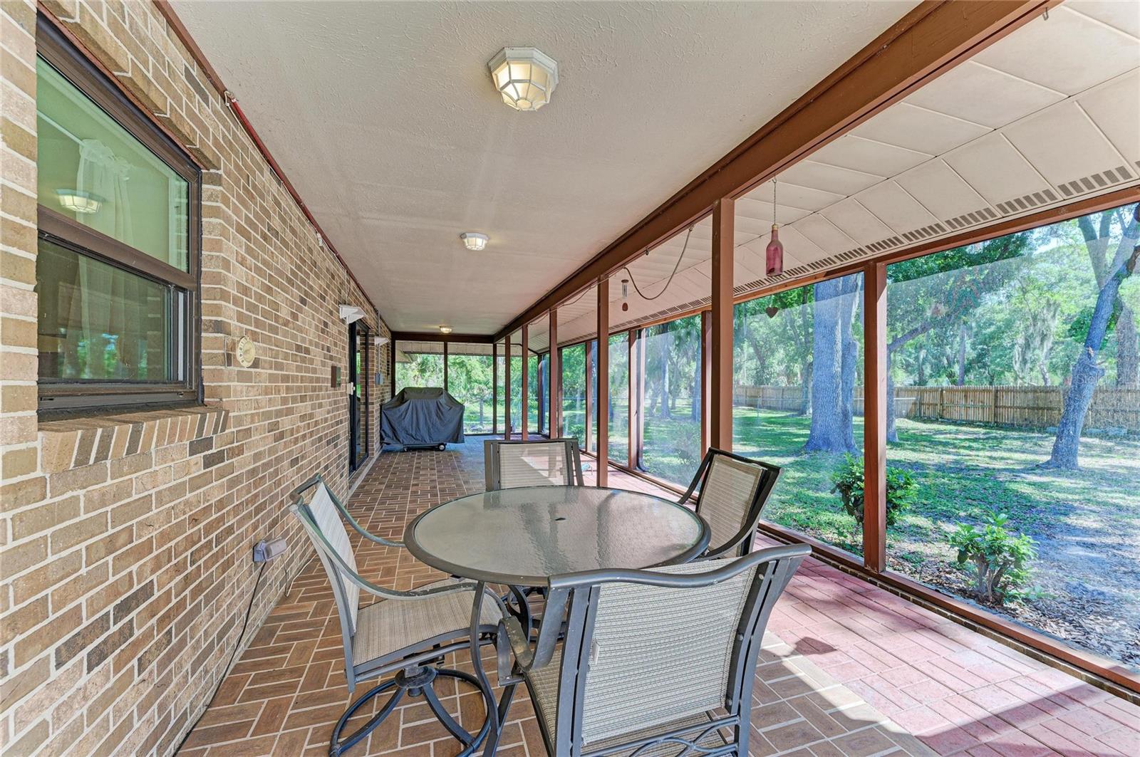 Image 46 of 92 For 4328 Lost Forest Lane