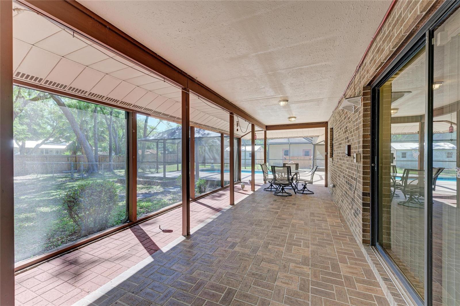 Image 49 of 92 For 4328 Lost Forest Lane