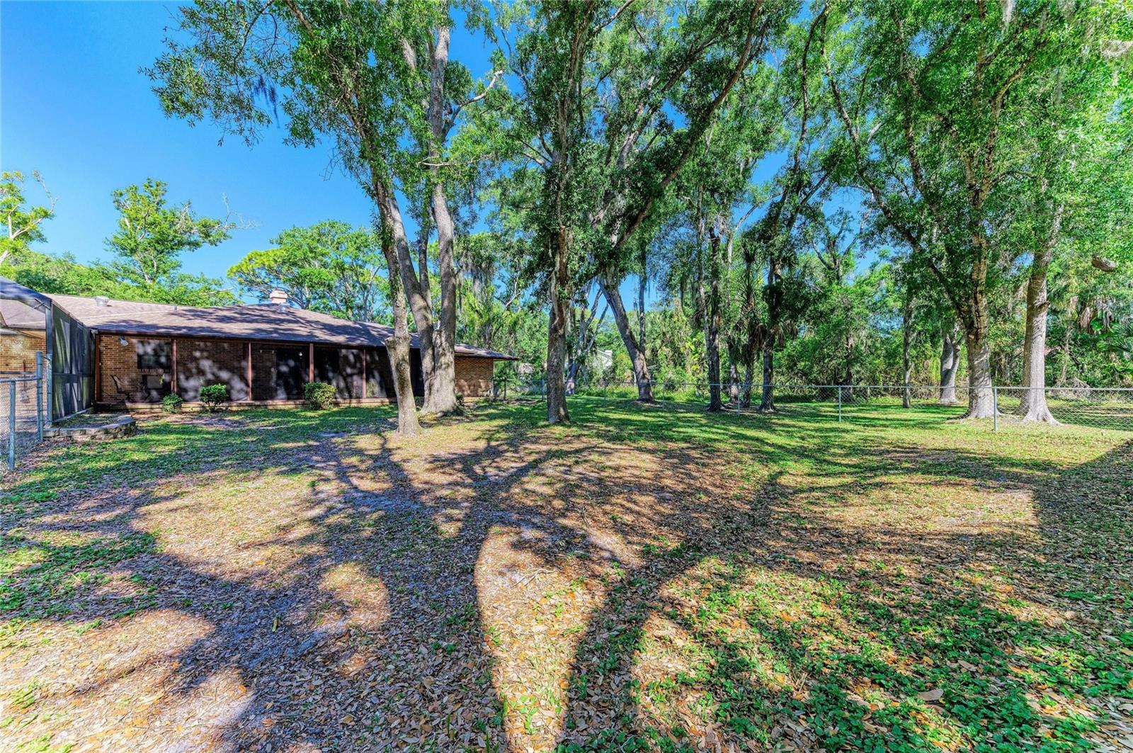 Image 64 of 92 For 4328 Lost Forest Lane