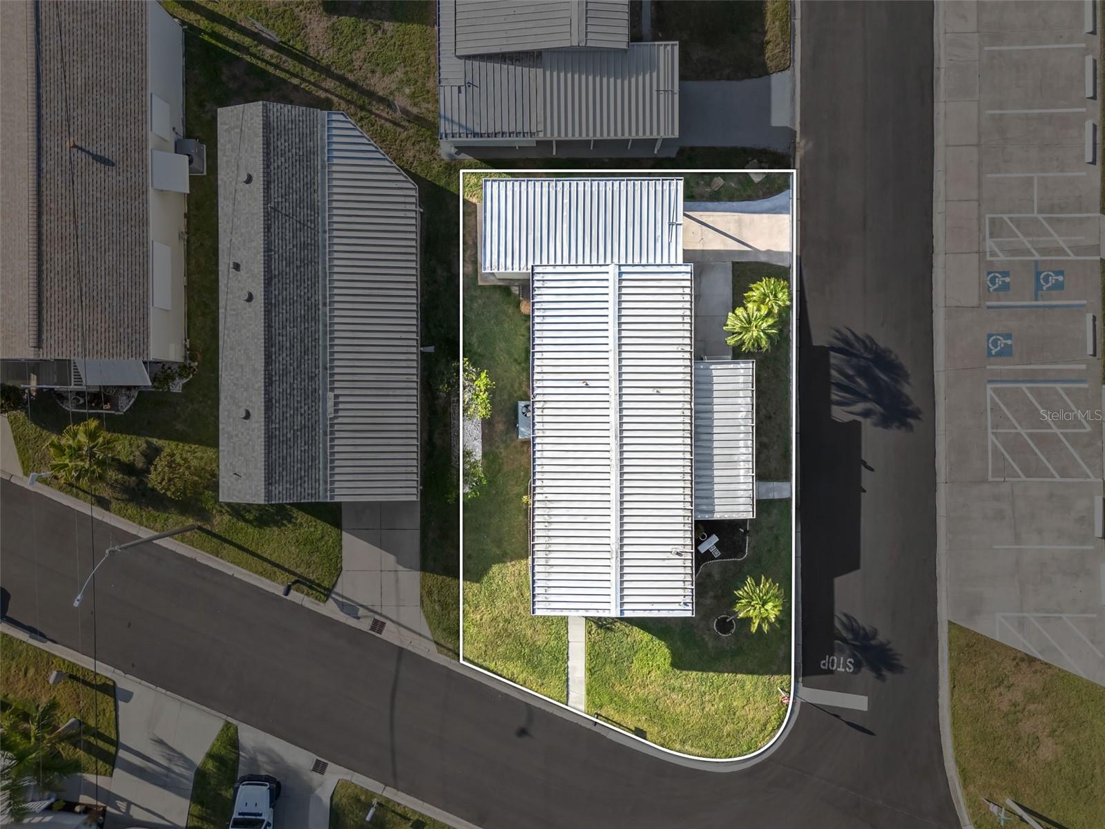 Image 31 of 36 For 2900 8th Avenue W 23