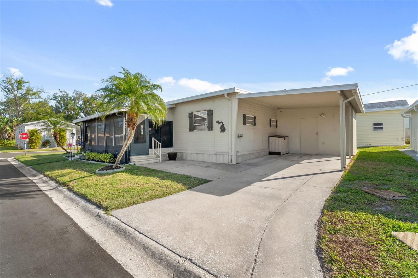 Image 4 of 36 For 2900 8th Avenue W 23